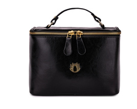 Elegant genuine leather women's beauty bag FK01 Solier black