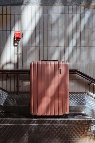 MEDIUM SUITCASE 22' STL902 ABS PINK