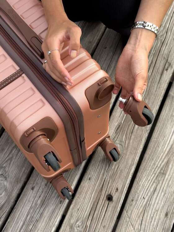 MEDIUM SUITCASE 22' STL957 ABS PINK