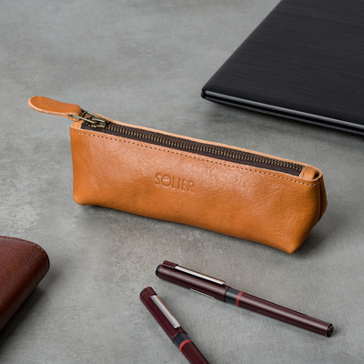 Leather pencil case Solier SA51 camel