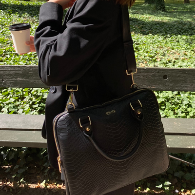 Genuine leather woman's laptop bag 13,3'' FL26 Alcamo black with snake pattern