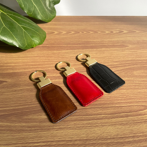 Personalised leather key ring Solier SA30 red