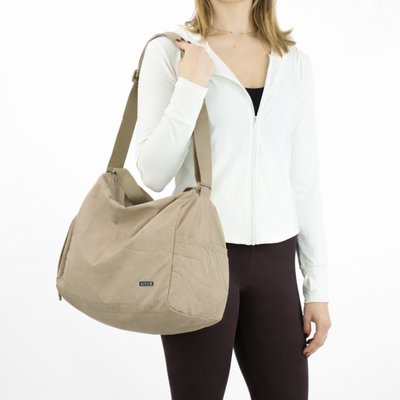 Genuine leather woman's laptop bag FL25 black with snake pattern