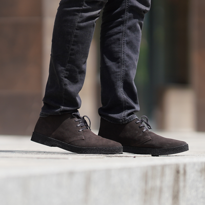 Men's stylish leather Chukka shoes / boots dark brown M467DBS