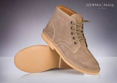 Men's stylish leather Chukka shoes / boots