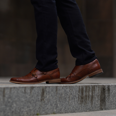 Men's stylish leather Chukka shoes / boots dark brown M467DBS