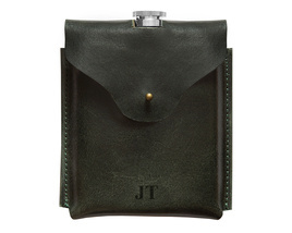 Gift set: leather personalised case with a flask