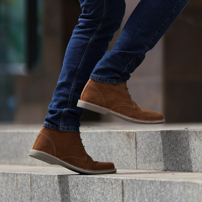 Men's stylish leather Chukka shoes / boots dark brown M467DBS