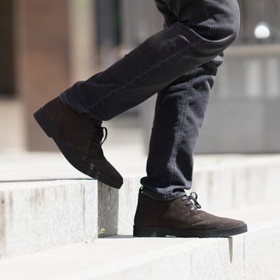 Men's stylish leather Chukka shoes / boots dark brown M467DBS