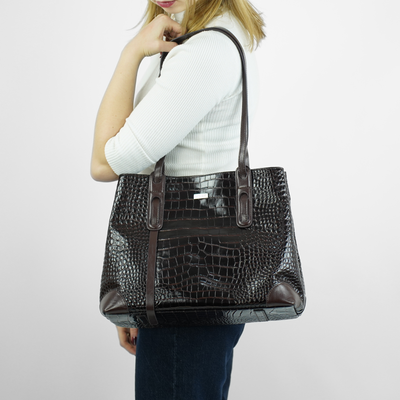Genuine leather woman's laptop bag FL25 black with snake pattern