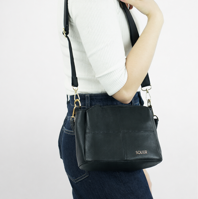 Genuine leather woman's laptop bag FL25 black with snake pattern