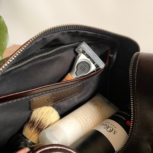 Elegancka skórzana kosmetyczka męska SK04 Solier bordowa