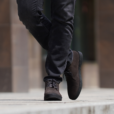 Men's stylish leather Chukka shoes / boots dark brown M467DBS