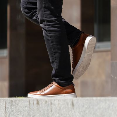 Men's stylish leather Chukka shoes / boots dark brown M467DBS