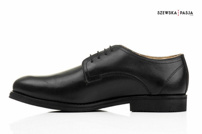 Classic shoes style - genuine leather