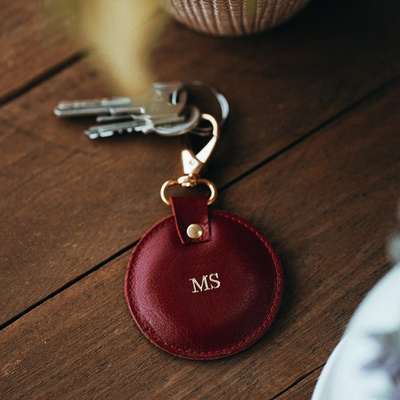 Personalised leather key ring Solier SA27 red