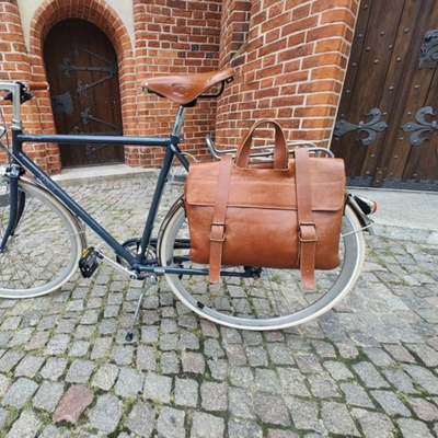 Skórzana torba rowerowa na bagażnik SR03 Ameland granatowa