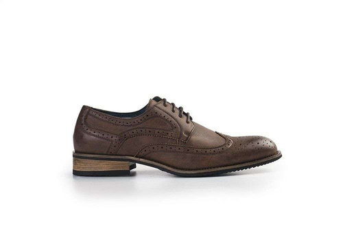 BROWN BROGUE SHOES