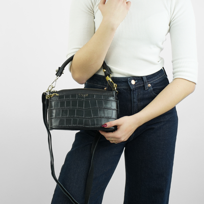 Genuine leather woman's laptop bag FL25 black with snake pattern