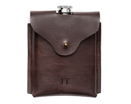 Gift set: leather personalised case with a flask