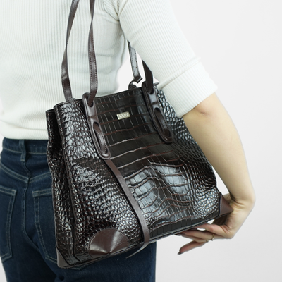 Genuine leather woman's laptop bag FL25 black with snake pattern