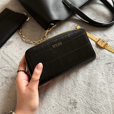 Duży skórzany portfel damski Solier SW52 czarny