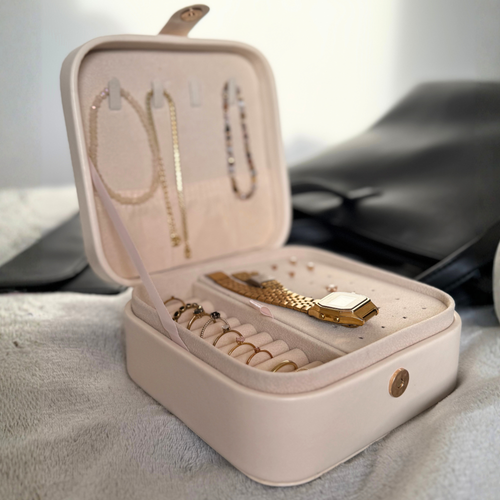 Personalizowana szkatułka na biżuterię Solier ciemny beż