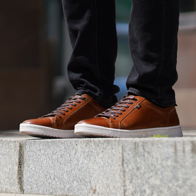 Men's stylish leather Chukka shoes / boots dark brown M467DBS